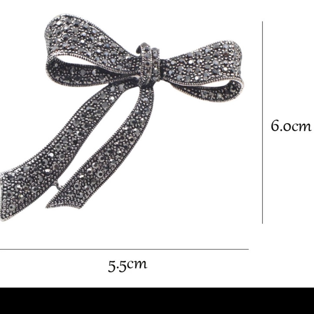 🚫sold🚫 Rhinestone Black Brooch - Picture 6 of 6